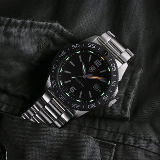 Pacific Diver - 3122